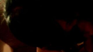 -经典资源，看过忘不了，这次终于找到了完整版！台湾某大学拉拉队长与学长露脸性爱自拍流出，超级清纯反差，精彩对白！