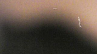 《顶级厕拍》商场女厕全景偷拍多位女神级的少妇各种各样的美鲍鱼