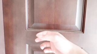 【SSRPeach】台湾清华大学外文系臀后健身教练「Ellie」OF剧情私拍，上次跟房东做过后，一直忘不了…这次主动向房东提出