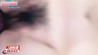 B站40万粉丝网红『若若不男』被金主抠逼啪啪，刻晴COS与金主爸爸各种体位被大鸡巴无情抽插