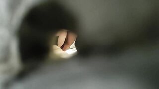 新流出❤️手持厕拍猫眼原创偷拍几个颜值不错的气质美女尿尿