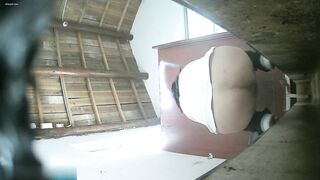 全景廁拍❤️系列蘇州工業園電子廠女工宿舍女廁——升級全景 溝底雙視角偷拍