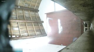 全景廁拍❤️系列蘇州工業園電子廠女工宿舍女廁——升級全景 溝底雙視角偷拍2