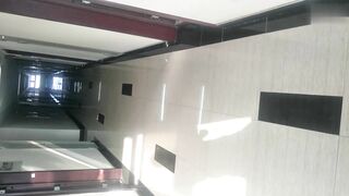 大神潜入装修公司女厕全景偷拍美女职员的肥鲍鱼4K原档