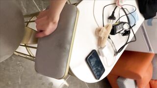 大神『Mrber』真实约炮02年播音专业小妹，白嫩身材紧致粉嫩小穴顶宫灌精，穷人女神有钱人的玩物.