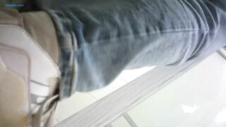 精品厕拍】，脸逼同框高清偷拍女蹲厕，各种类型小姐姐方便，微胖小妹闻自己内裤上的白带有无异味