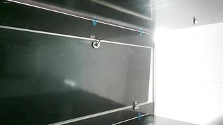 精品厕拍】，商场女厕固定机位真实偷拍，一波接一波小姐姐方便，赏脸赏逼，后位雪白大屁股看双洞