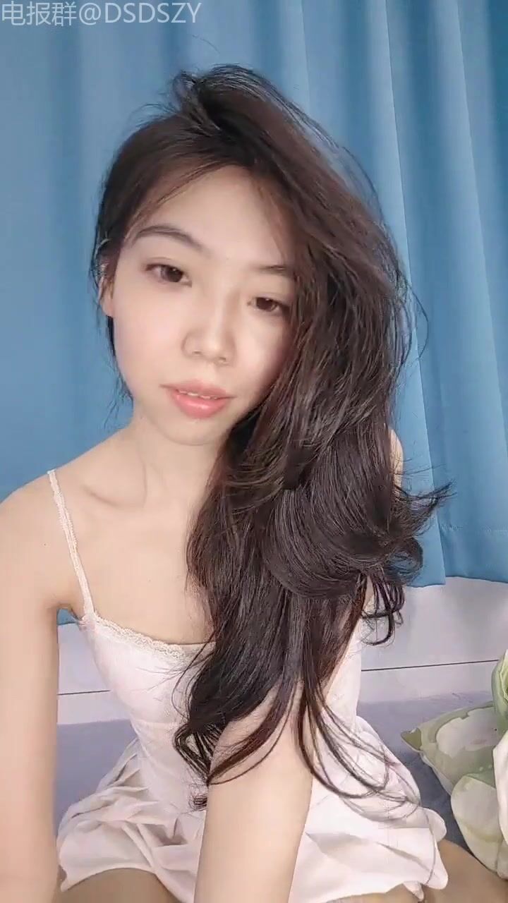 阿黑颜长腿主播~为炮友深喉口交啪啪高跟丝袜~翻白眼~道具狂插