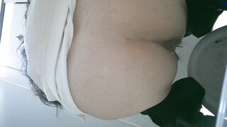 大学城女厕全景偷拍众多的小姐姐❤️各种极品鲍鱼完美展示