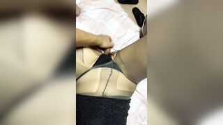 2025年5月最新，富二代约炮，【fKabuto】，23岁退役小空姐，皮肤白皙人很骚，完美露脸，高颜值女神爽炸