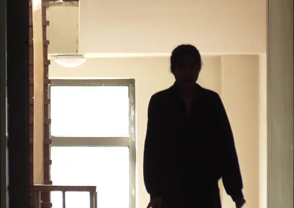 大神潜入大学女厕全景偷拍几位大长腿小姐姐 保养的还不错的粉嫩美鲍鱼