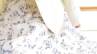 2025年5月最新，【抖音泄密】，30万粉丝，顶级美女【小步里】，售价千元，榜一大哥专属福利，极品粉穴白丝自慰