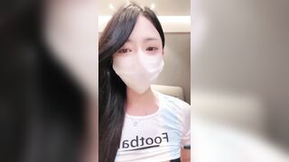 2025年5月最新，舞蹈系校花，终于露脸了，【小鹿大秀】，这么漂亮的脸蛋，居然还会喷，天生的床上尤物2