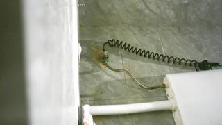 KTV女厕全景偷拍27位漂亮的小姐姐 各种极品美鲍鱼1