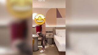 2025年6月最新，【极品泄密】，白富美小少妇，日常跟情人啪啪，完美露脸，冷白皮阴毛浓密，被操的好舒服啊0