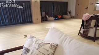 2025年6月最新，【超重磅】淫妻博主【芒果】老婆闺蜜意犹未尽 再次同行，老婆的闺蜜是真嫩，小穴皮肤颜值都极品