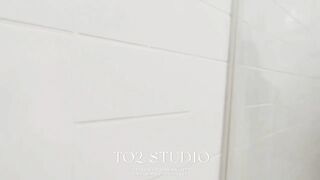 坚挺美乳女神 艾熙 Ashley (aixiaixi)  To2 studio 口乳双交的巨乳人妻.