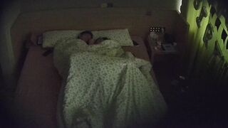 七月最新酒店偷拍 骚妹为男友23岁庆生布置浪漫现场也把自己包装好送他穿上情趣丝袜做爱9