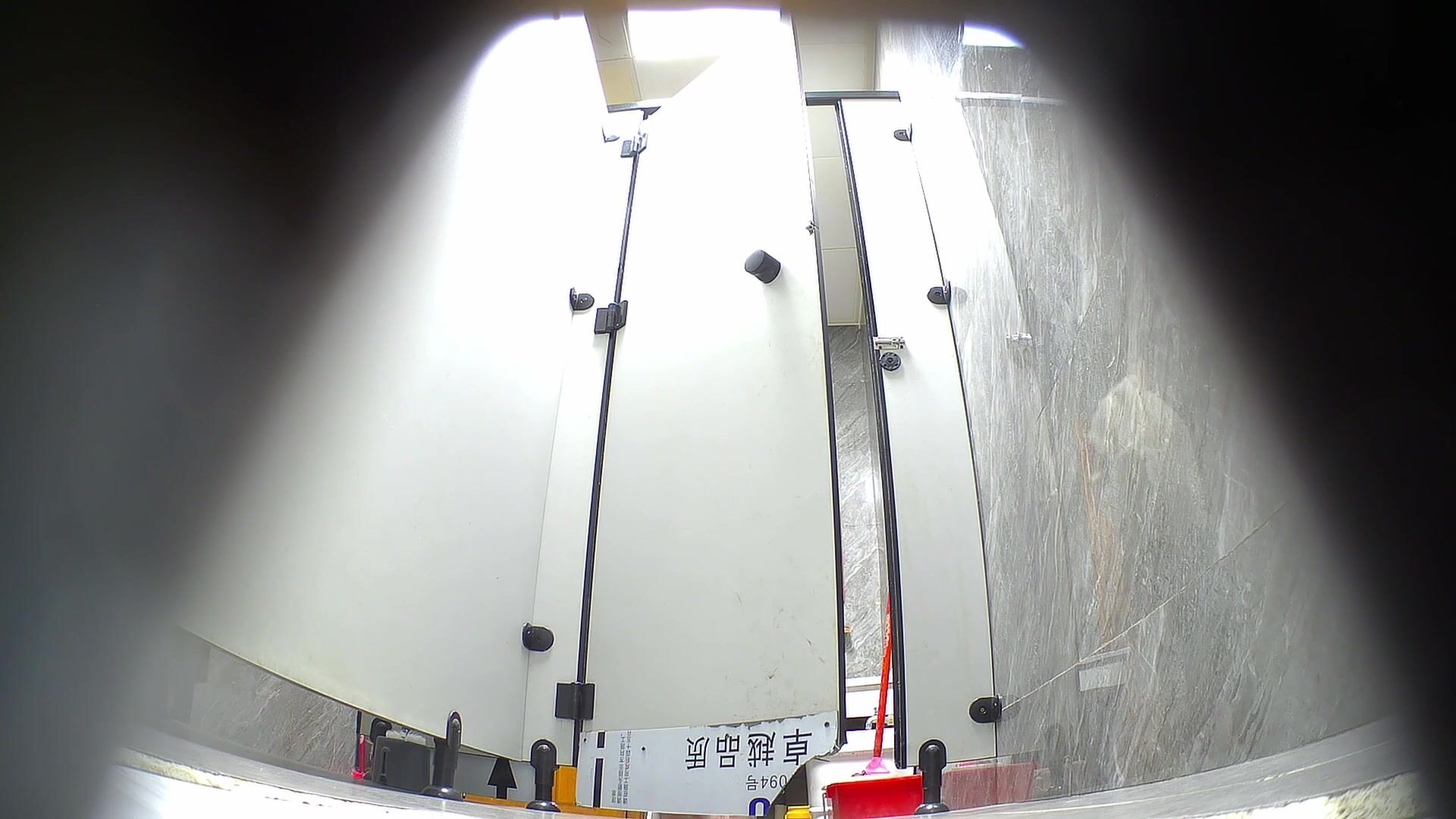 7月最新流出夜总会女厕 高清后拍小姐尿尿连续来了4个高跟妹子