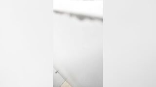 补习班女厕近距离抄底贴B拍几位美女老师的神秘花园