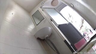 商場女廁高清攝像頭全景後拍衆多的美女噓噓❤️各種神秘花園完美展示02