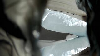 火锅店女厕全景偷拍多位美女食客 还有一位喝多的小姐姐一不小心摔倒了