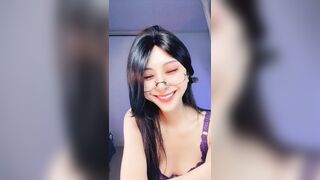 7月新品，极品舔屏阿黑颜女神【蘸点蜜桃酱】门槛福利，太懂男人了，口活技术一流，高潮脸道具深喉