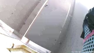 商場女廁高清攝像頭全景後拍衆多的美女噓噓❤️各種神秘花園完美展示1