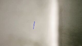 商场女厕全景偷拍抽电子烟的小姐姐 人美B嫩.