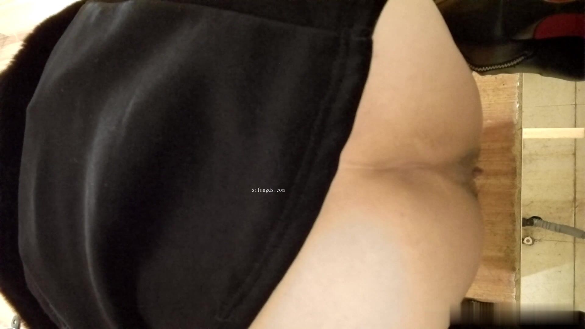 商场女厕高清后拍6位美女的各种极品美鲍鱼1