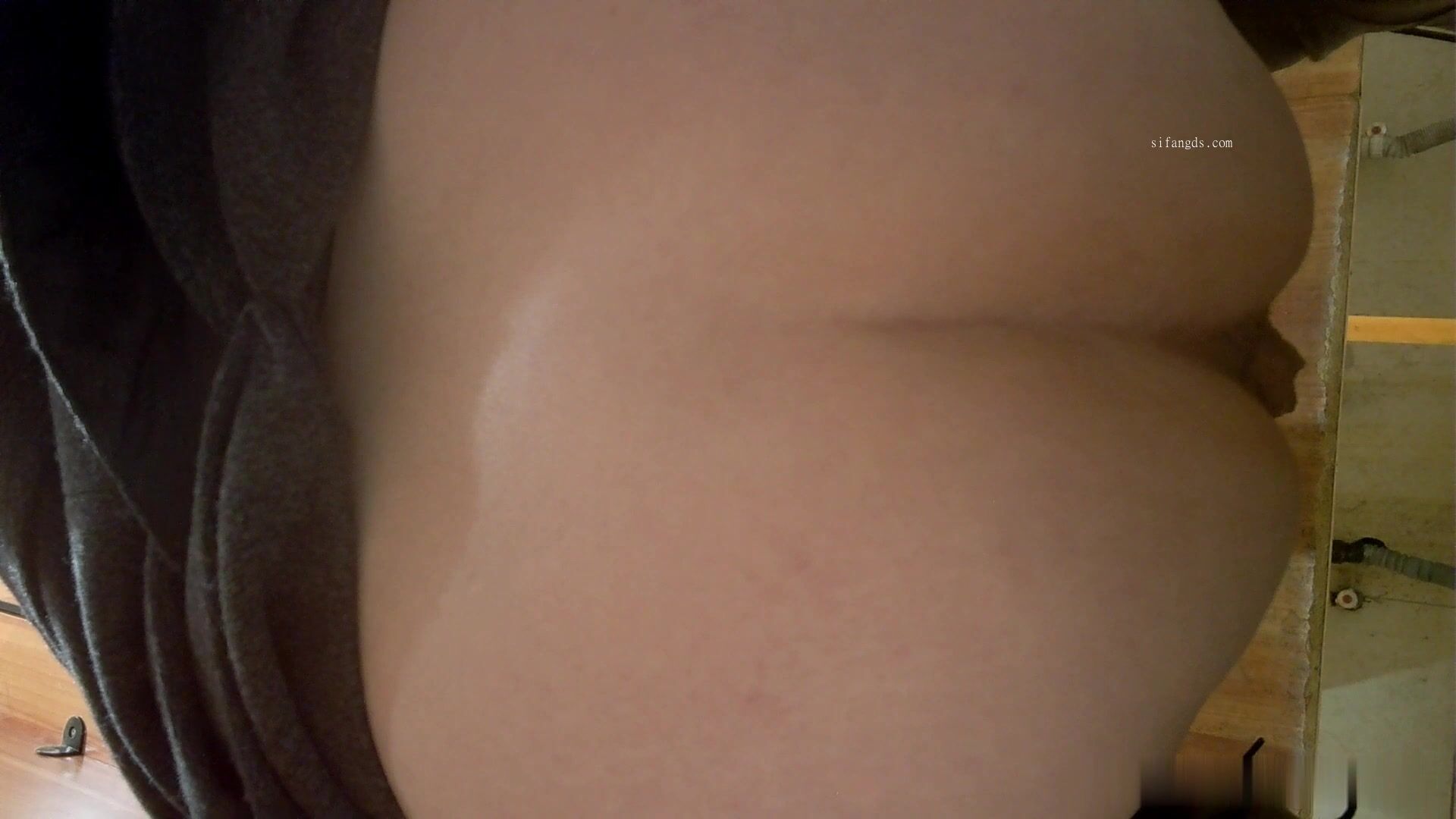 商场女厕高清后拍6位美女的各种极品美鲍鱼2