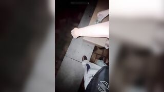 ❤️兄妹亂倫❤️強上破處親妹妹後續22-校園内石凳上内射