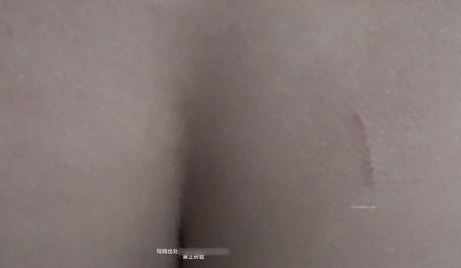 邪恶三人组下药迷翻麻将馆认识的小嫂子❤️轮流把玩她的小黑B5