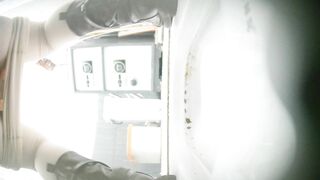 CC大神酒店女厕全景偷拍11位美女❤️各种美鲍鱼完美展示20