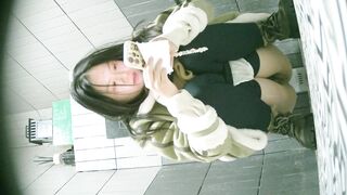 CC大神酒店女厕全景偷拍11位美女 各种美鲍鱼完美展示2