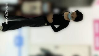 大神潜入补习班女厕全景偷拍3位美女家长的小黑鲍鱼