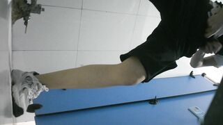 大神潜入商场女厕全景偷拍14位高颜值美女嘘嘘❤️人美B嫩002