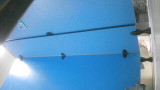 大神潜入商场女厕全景偷拍14位高颜值美女嘘嘘❤️人美B嫩3