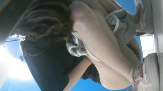 大神潜入商场女厕全景偷拍14位高颜值美女嘘嘘❤️人美B嫩3