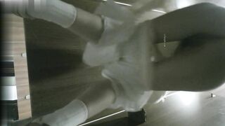 大神潜入高档餐厅女厕全景偷拍几位大长腿小姐姐 各种极品美鲍鱼