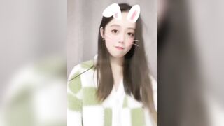 第574弹 天津可爱女大学生 李秋 不雅视频泄漏！ 露脸骑坐肉棒前后猛摇 校园女神秒变反差母狗
