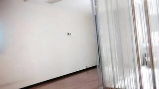 2025年9月，【秦少会所探花】，小伙连续两天，新到了两个少妇，完美露脸，风骚尤物，激情四射放得开