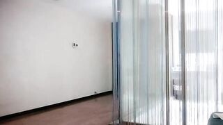 2025年9月，【秦少会所探花】，小伙连续两天，新到了两个少妇，完美露脸，风骚尤物，激情四射放得开1