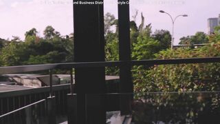 网红健身博主【MoriyaExhibit】喜欢真空装户外露出 打了码也难掩灿烂的笑容