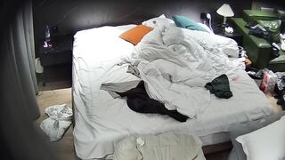 大学城9月超长视频增量无水印版 真是天造地设的一对 美女帅哥性趣高昂 完美契合 不是在打炮就是在前戏9