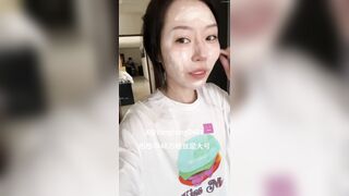 X 著名网红 骚母狗 彤彤乖 镂空逛游戏厅 户外露出