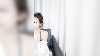 逆天颜值完胜明星【妤儿】今年经济不景气这种级别的都下海了