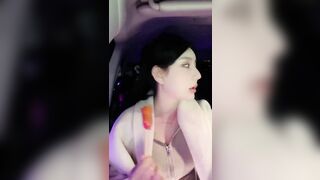 推荐 骚少妇【喵喵小野猫】女探花开车送逼上门钓鱼男探花，没业务的时候道具自慰，掰逼展示给狼友打飞机