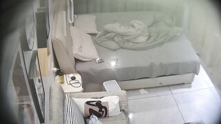 大学城3 10-25 颜值在线的情侣 女人屁股一翘 谁能忍住不冲一波 不过小兄弟确实开不了这么好的车 秒男0