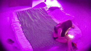 大学城民宿 10-14 小姐姐陆续接待两位失足大哥 第二次被操还在看手机 应该是在接下一单 果然是快餐0